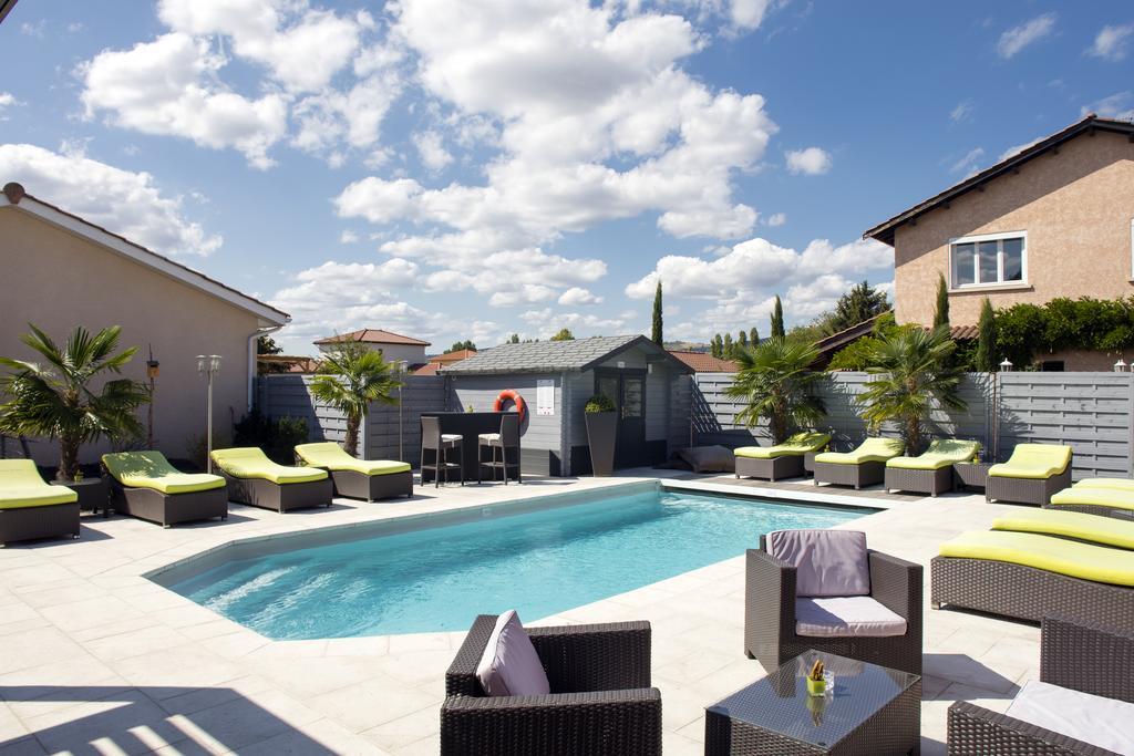 Contact Hotels Les Pierres Dorees Ambérieux d'Azergues المظهر الخارجي الصورة