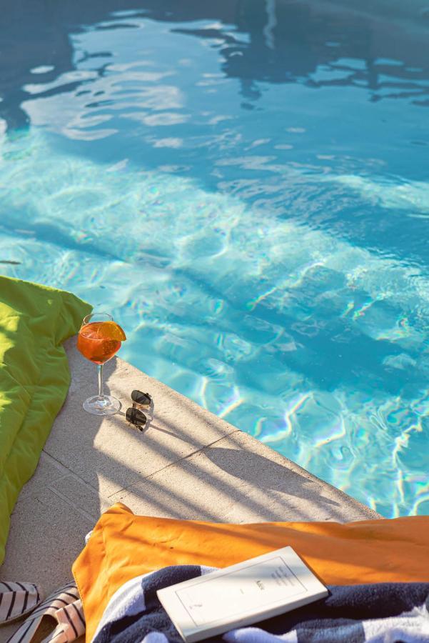 Contact Hotels Les Pierres Dorees Ambérieux d'Azergues المظهر الخارجي الصورة
